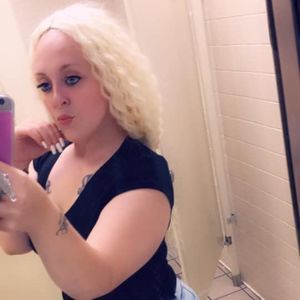 Meet your Posher, Marisa